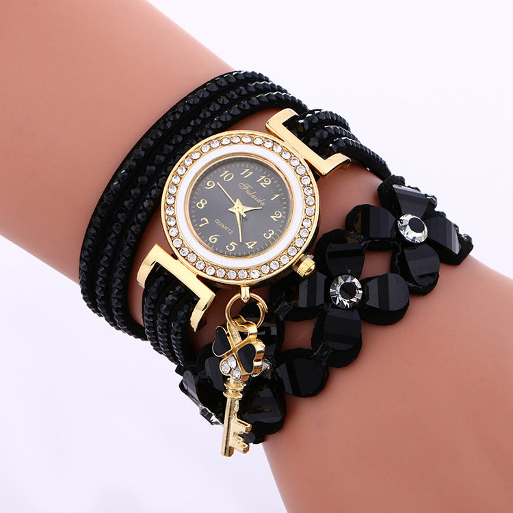 Montre bracelet en strass en cristal doré