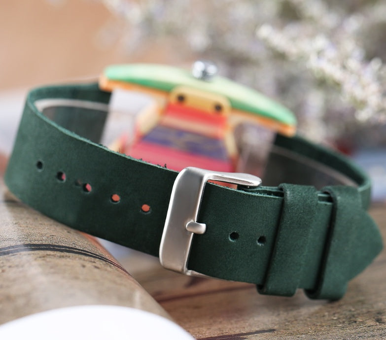 Nouveau en bois quartz montre De Mode couleur numérique numérique caractère triangle cadran