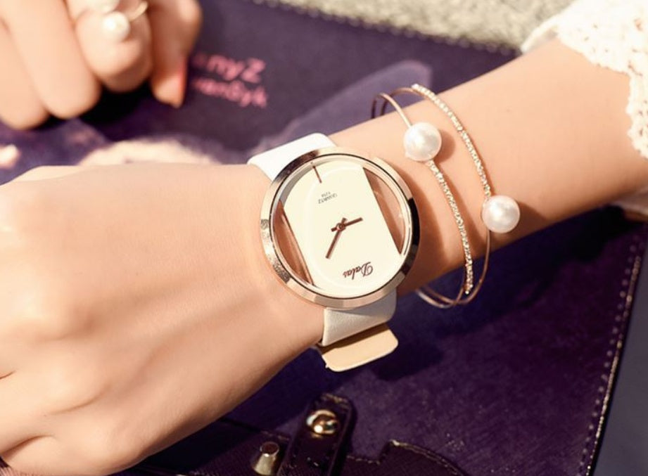 Montre creuse pour dames