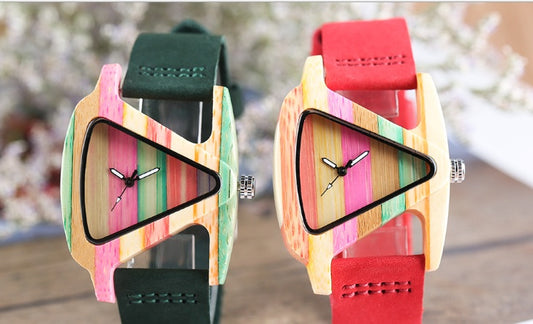 Nouveau en bois quartz montre De Mode couleur numérique numérique caractère triangle cadran